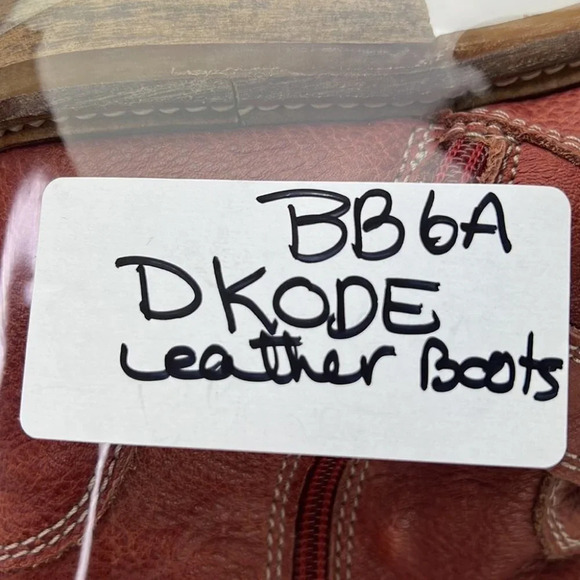 DKODE TwoTone Leather  Tall Boots - Picture 14 of 14